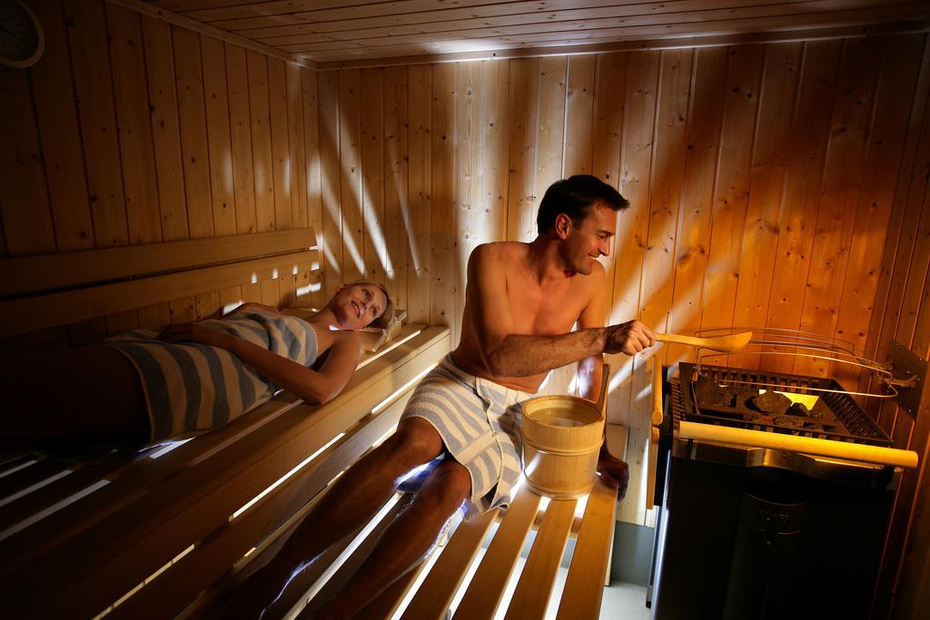 Hotel Moarhof Лиенц Екстериор снимка