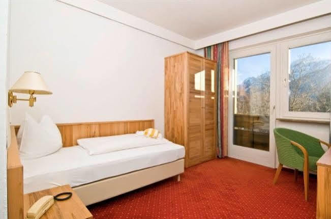 Hotel Moarhof Лиенц Екстериор снимка